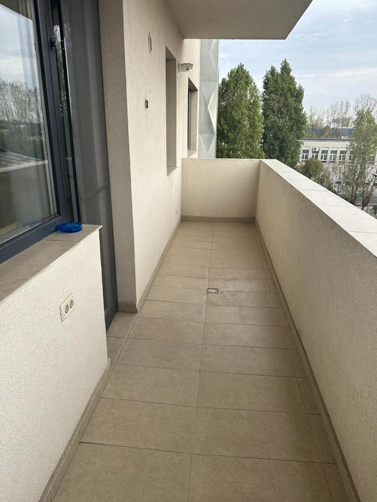 In Apart Hotel Bukarest Exterior foto